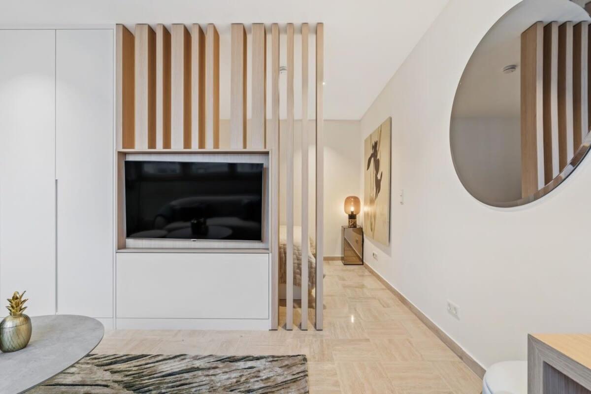 Modern Studio With King Bed, Walk To Attractions لوكسمبورغ المظهر الخارجي الصورة